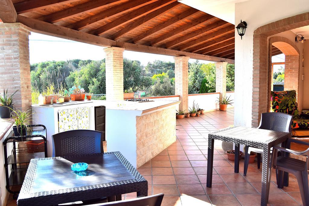 Mi Casa Es Tu Casa 79 Bed & Breakfast Portoscuso Luaran gambar