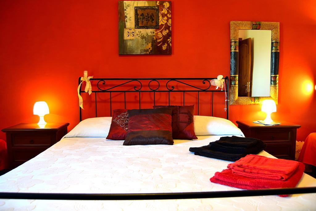 Mi Casa Es Tu Casa 79 Bed & Breakfast Portoscuso Luaran gambar